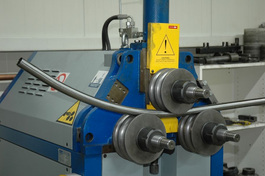 Walsmachine bij Rainbow Industry in Aalten