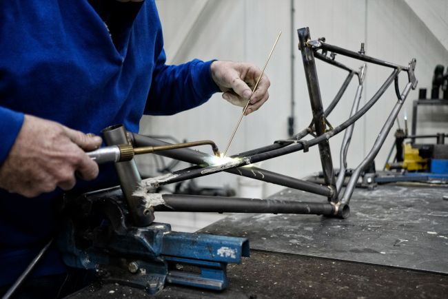 Lastechnieken fiets framebouw bij Rainbow Industry